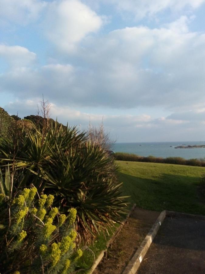 Maisonnette Vue Mer Panoramique Trestel Plage 4 Personnes Trevou-Treguignec Luaran gambar